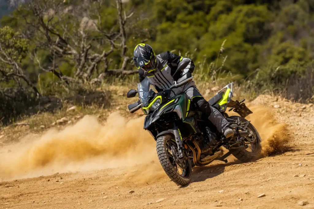 Benelli TRK 702 X Off road