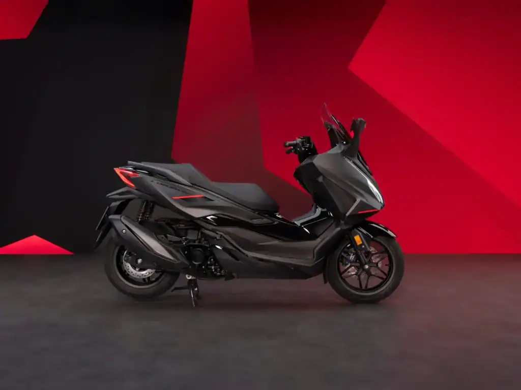 Honda Forza 350 2025 1