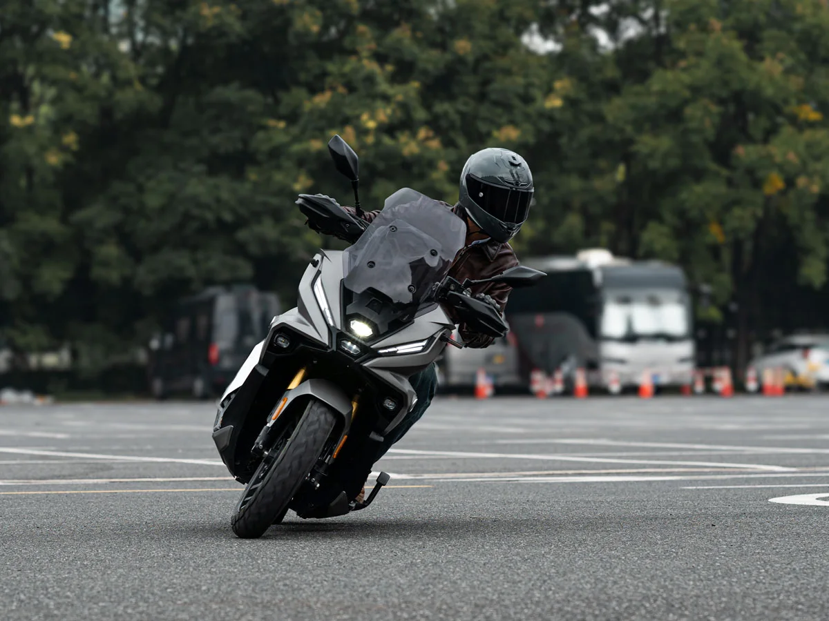 Voge SR450X en ruta