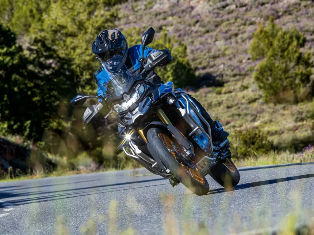 Voge 900 dsx carretera