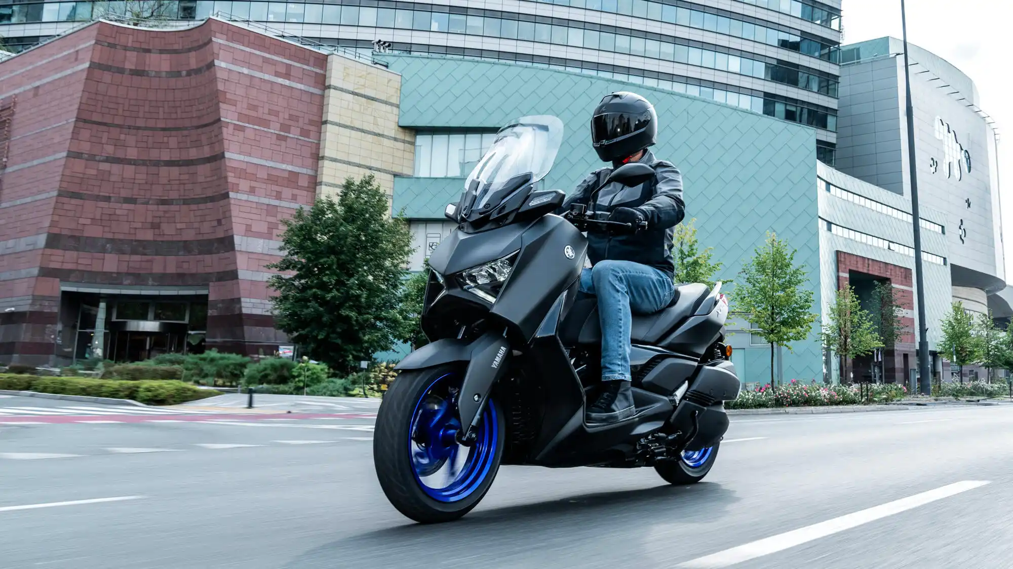 YAMAHA XMAX 300 2025