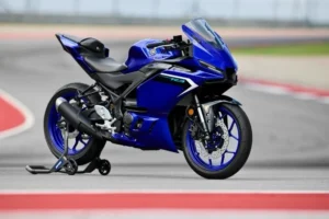 Yamaha R3 Circuito